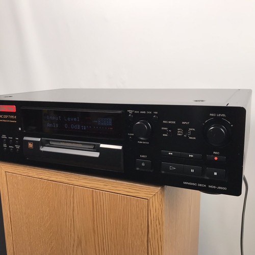 Sony MDS-JB930 MINIDISC DECK PLAYER & RECORDER