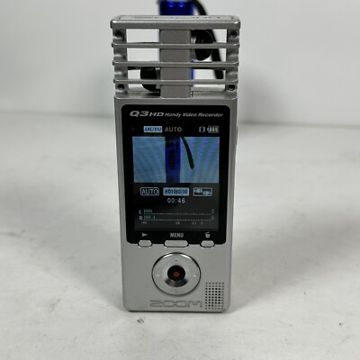 ZOOM Handheld Video Recorder Q3HD Tested And Working Fast Shipping