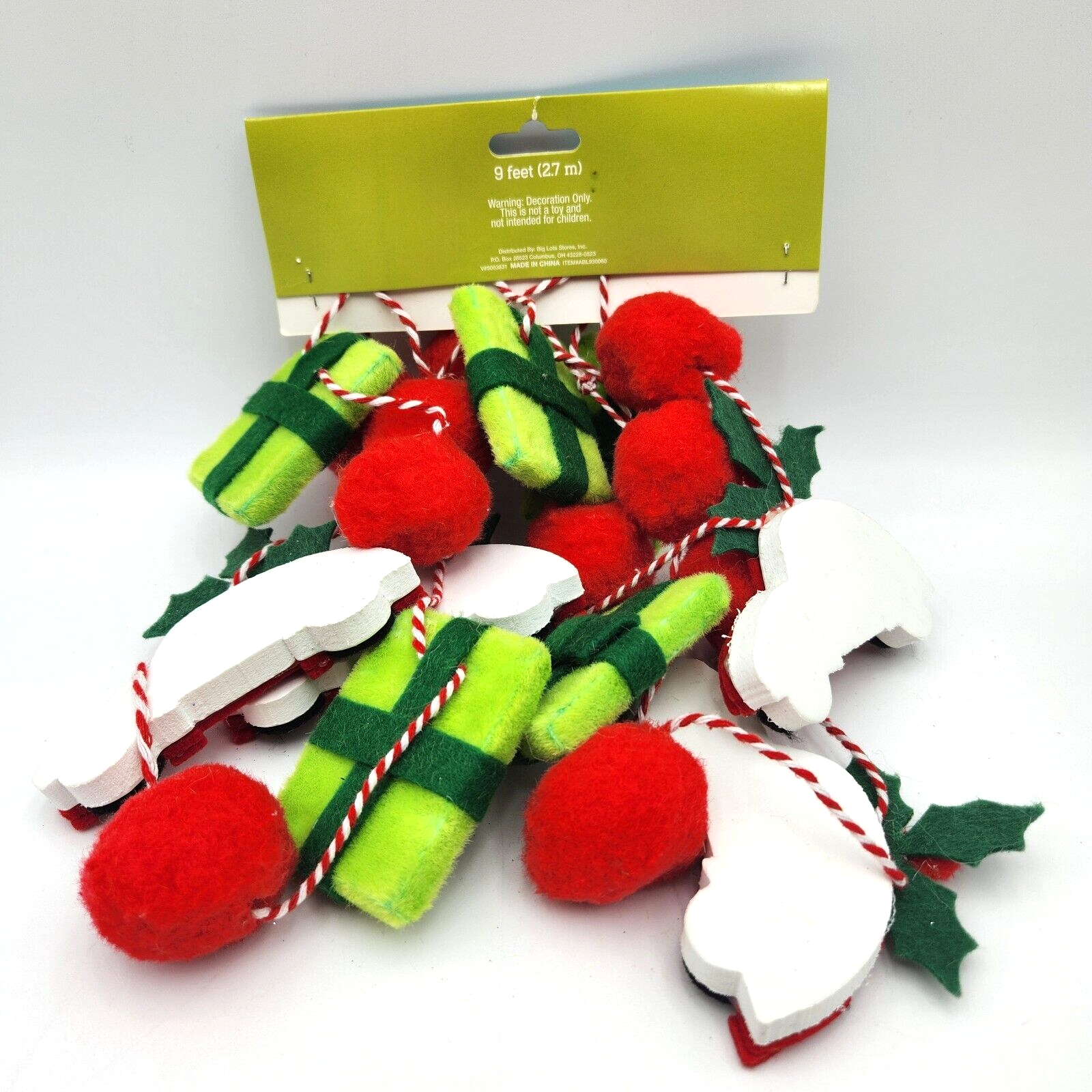 Winter Wonder Lane Tree Garland Cars Presents Holly Tinsel Town Felt and Foam