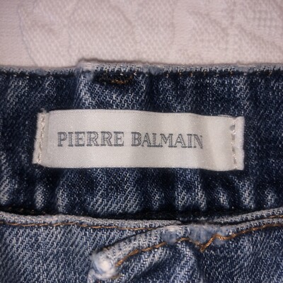 PIERRE BALMAIN SIZE 27 MEDIUM WASH CUTOFF DENIM SHORTS