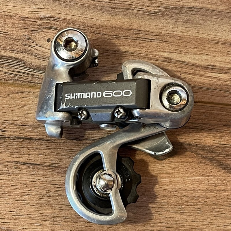 Dérailleur Arrière Vintage Shimano 600 RD-6207 – Cage Courte – Vélo De Route Années 80 – Occasion