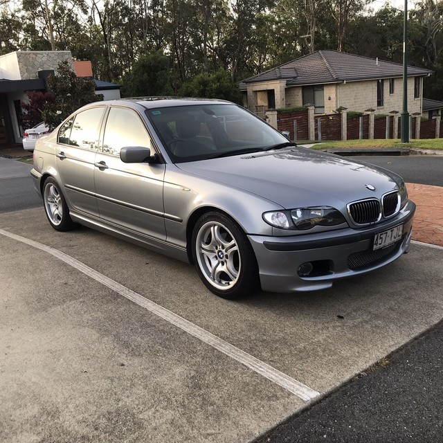 Бмв 320i 2004
