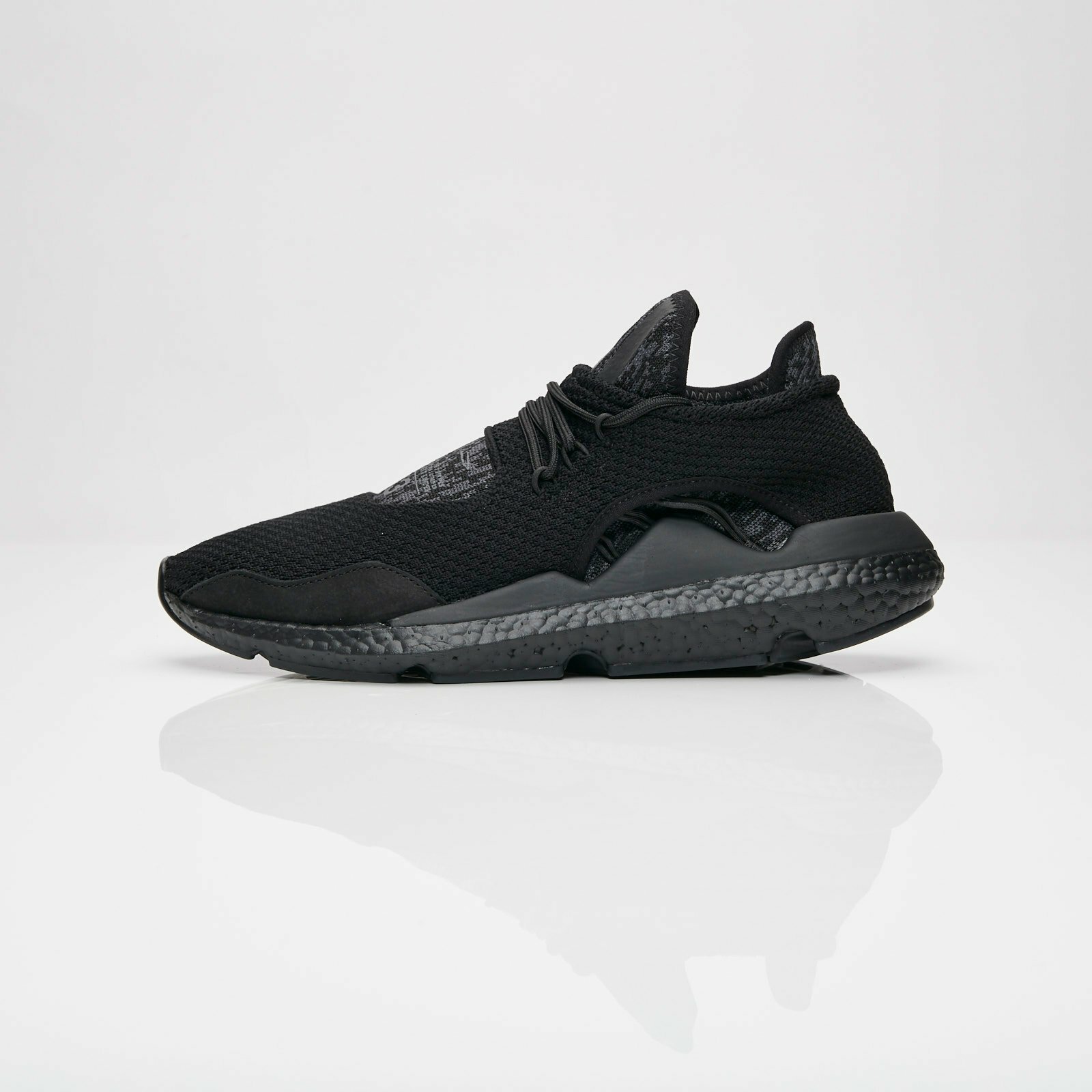 y3 saikou triple black