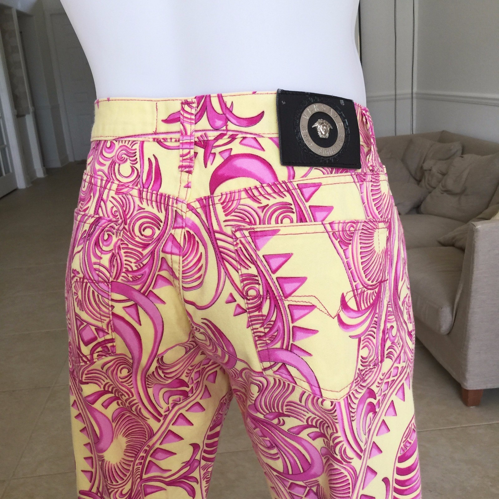 VERSACE JEANS SIGNATURE yellow & pink 5-pockets pants
