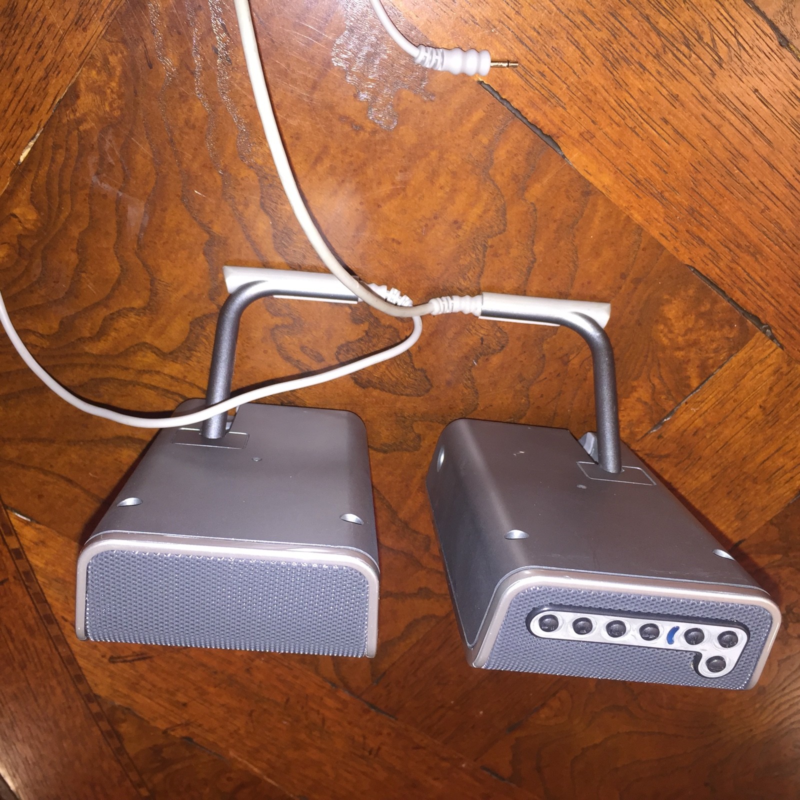 Logitech PIDL A350 Portable Speakers Great Working Condition