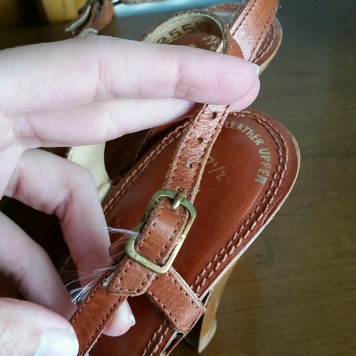 Vintage Cognac Basketweave Leather Slingback Heels Wood Bottom Studs 1970s