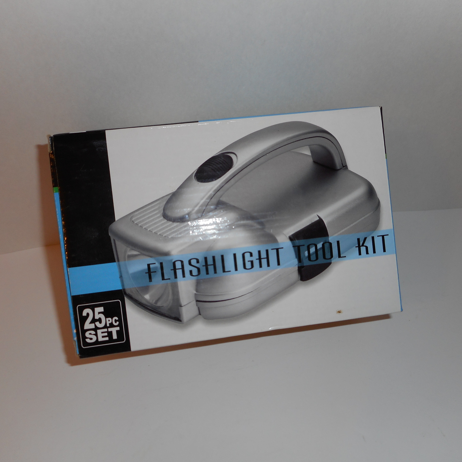 Flashlight Tool Kit 25 pc Set New