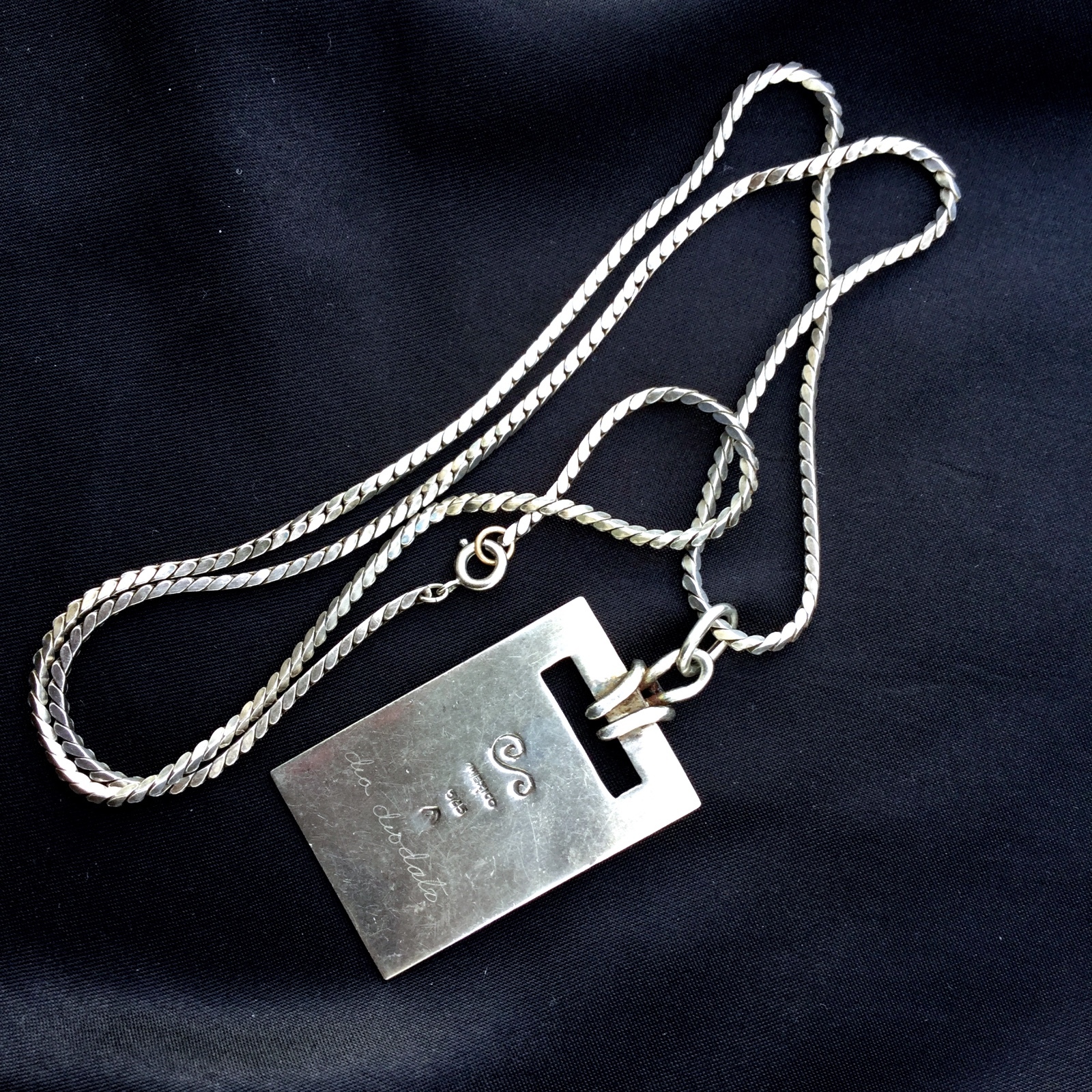 ART DECO STYLE STERLING SILVER NECKLACE-PENDANT FROM MEXICO, MADE IN 1950S