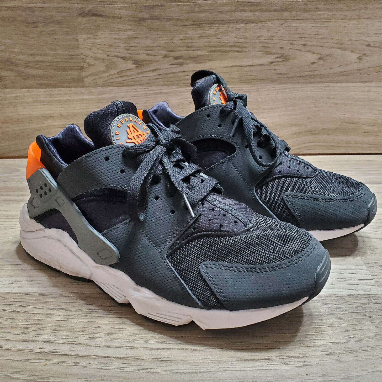 Nike Air Huarache Mens Size 9 Sneakers Shoes Black Safety Nike Air Huarache Mens Size 9 Sneakers Shoes Black Safety