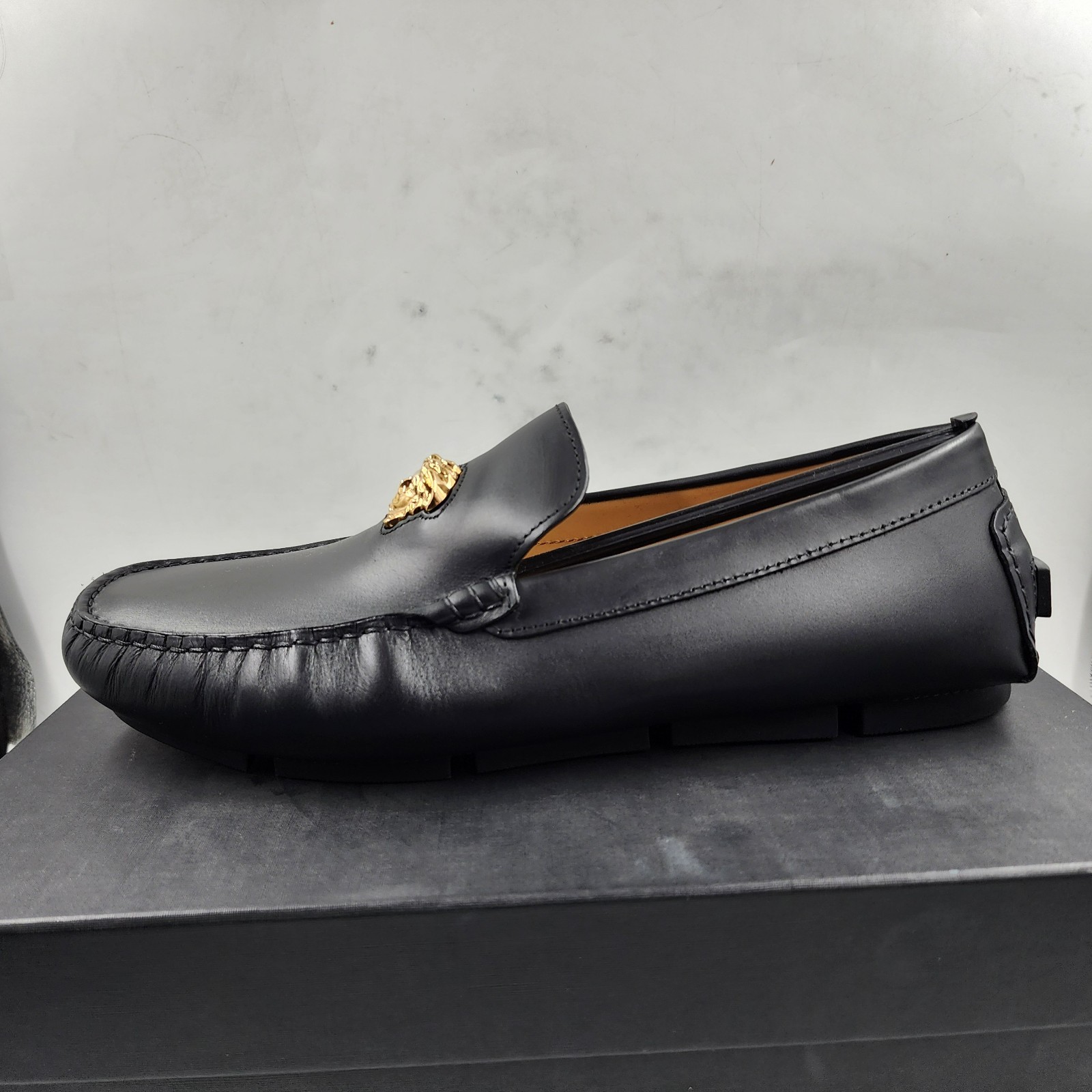 Versace La Medusa Driver Loafers Men's 45/12US Black/Gold Medusa Plaque Slip On - Picture 10 of 22