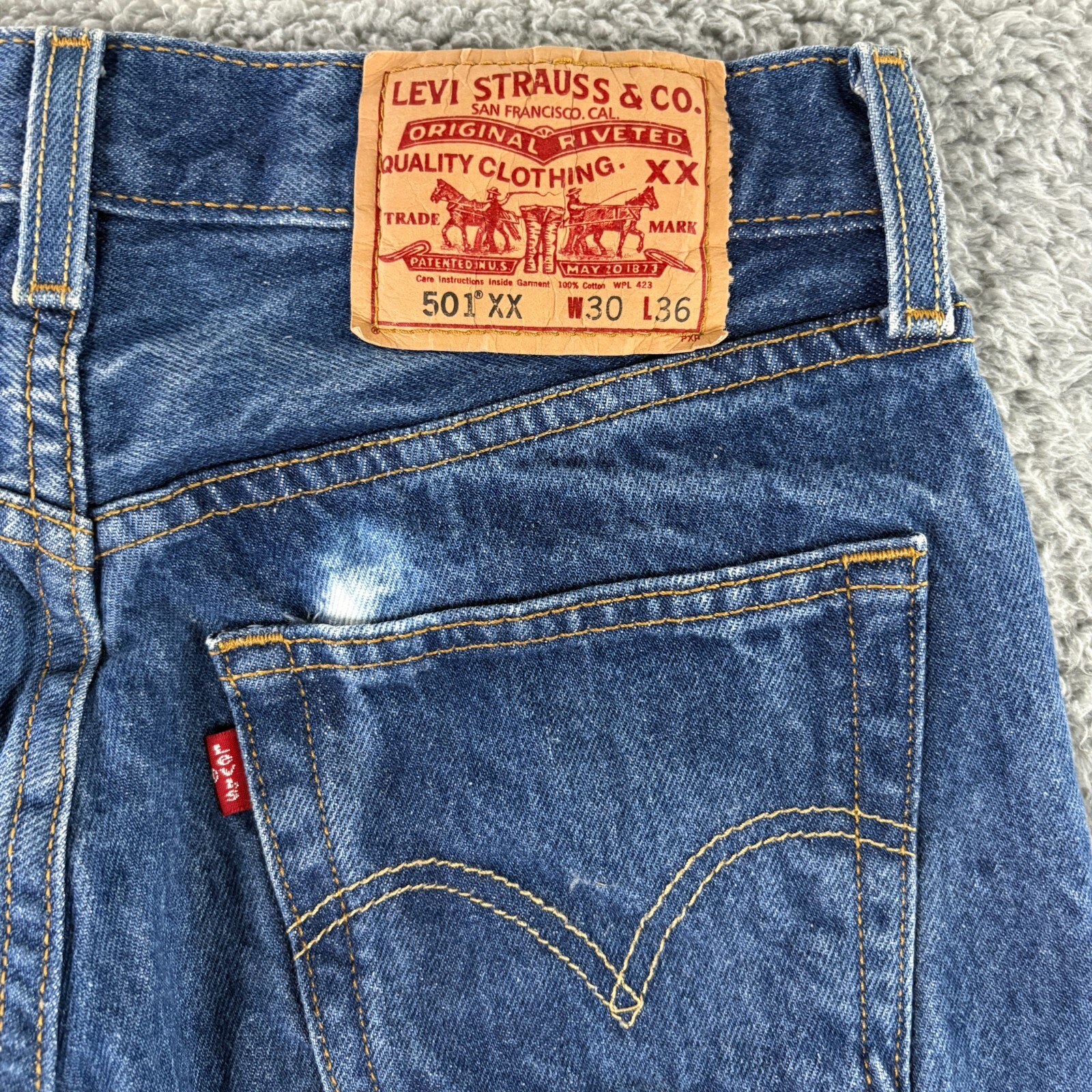 VTG 90s Levis 501 XX Jeans Men 30x36 fits 28x33 Straigh