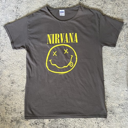 Nirvana Vintage T-Shirt 1992 Band Tee Gray Medium Gildan Nirvana Vintage T-Shirt 1992 Band Tee Gray Medium Gildan