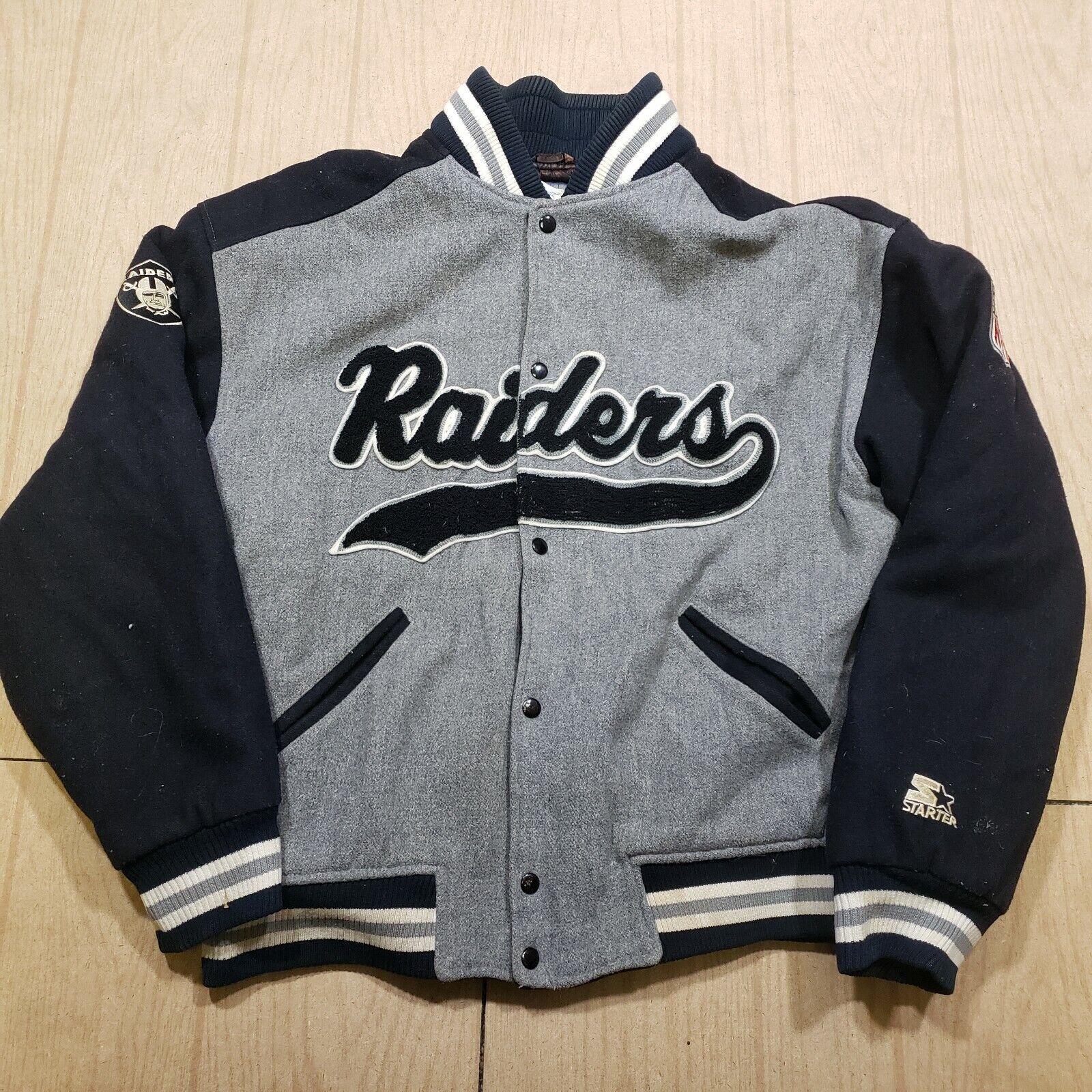 VTG La Raiders Throwback Wool Varsity Script Starter Jacket VTG La Raiders Throwback Wool Varsity Script Starter Jacket