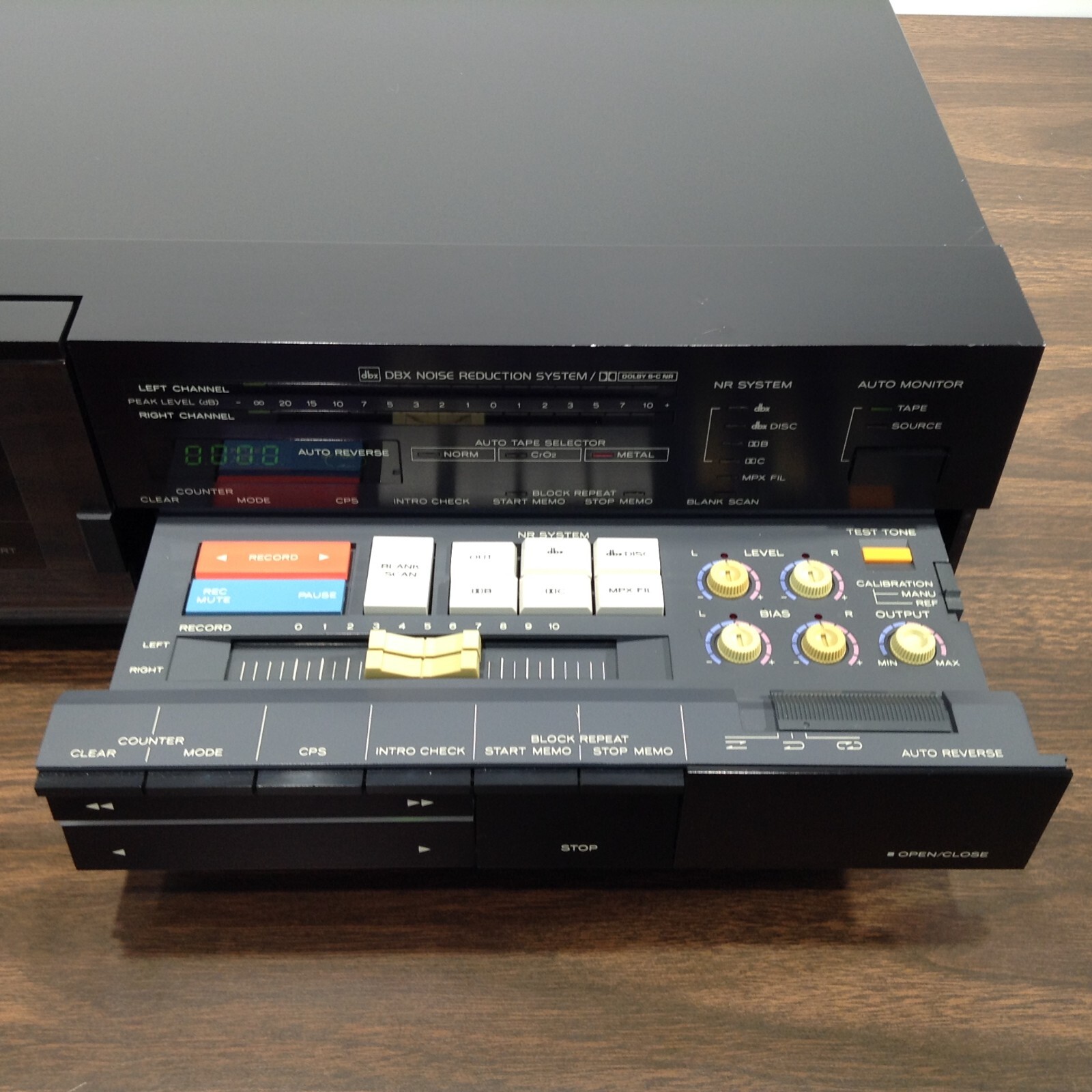 Vintage TEAC R-999X Auto Reverse Stereo Cassette Deck Vintage TEAC R-999X Auto Reverse Stereo Cassette Deck