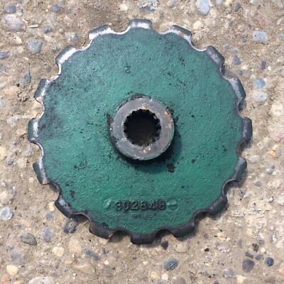 Antique & Vintage Equip Parts - Idea Corn Picker 324-325