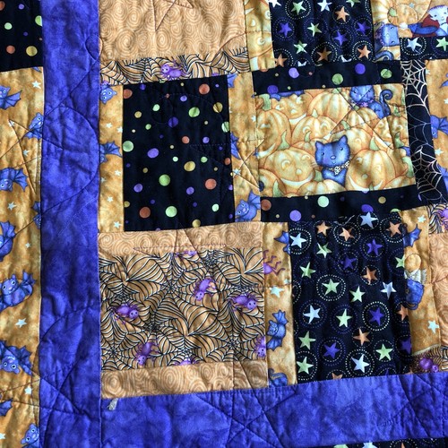 Halloween Quilt (Patchwork) Throw - Wallhanging - Crib - Halloween Decoration