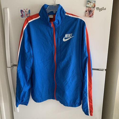 Vintage Nike 280333-488 Sportswear Windbreaker Blue Red Vintage Nike 280333-488 Sportswear Windbreaker Blue Red