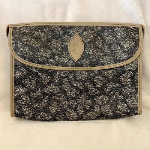 Yves Saint Laurent ゴールドクラッチバッグ 国内発☆送料無料！サンローラン YSL マテラッセクラッチバッグ