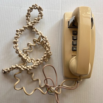 VINTAGE ITT TELECOMMUNICATIONS PUSHBUTTON TELEPHONE PHONE WALL MOUNT