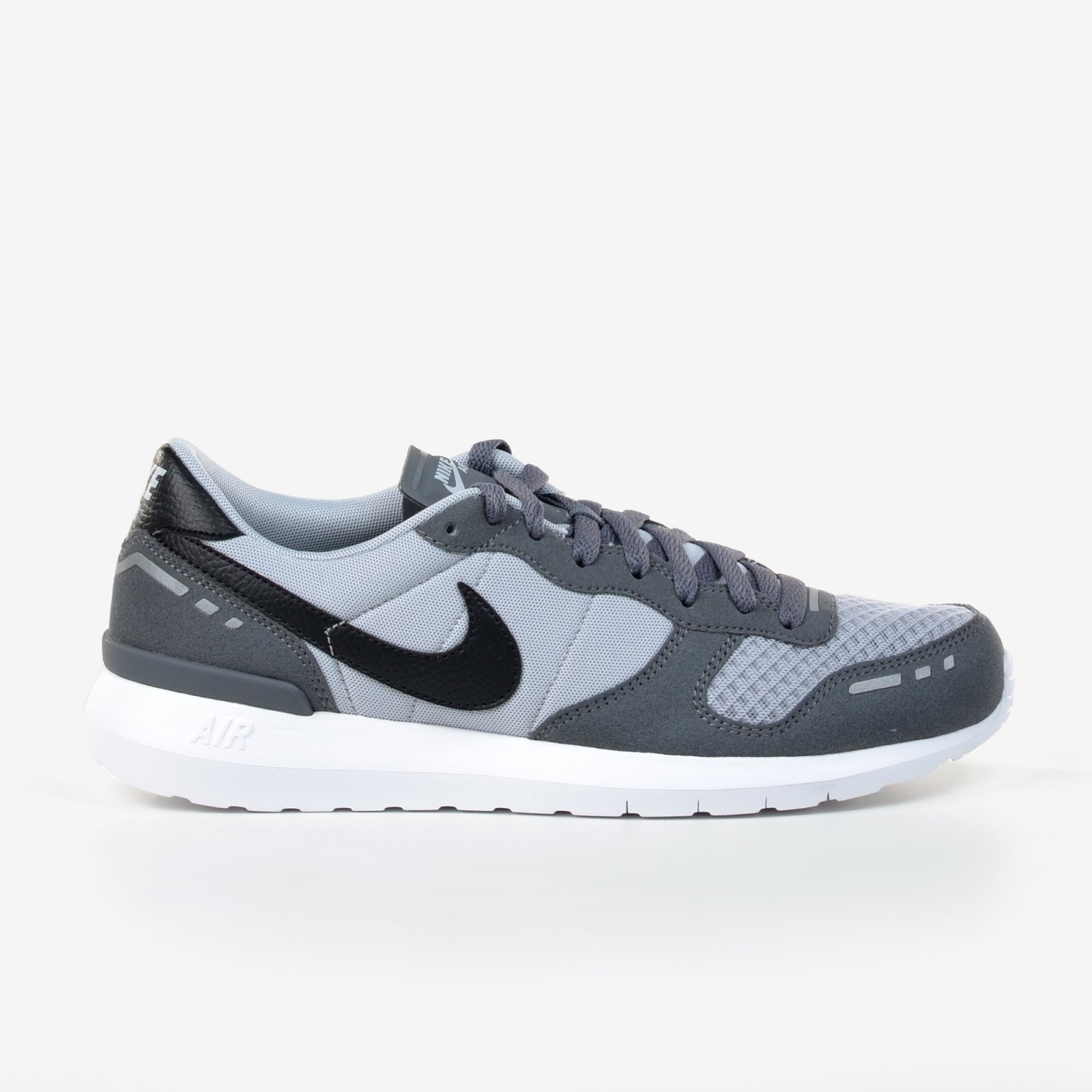 nike air vrtx black