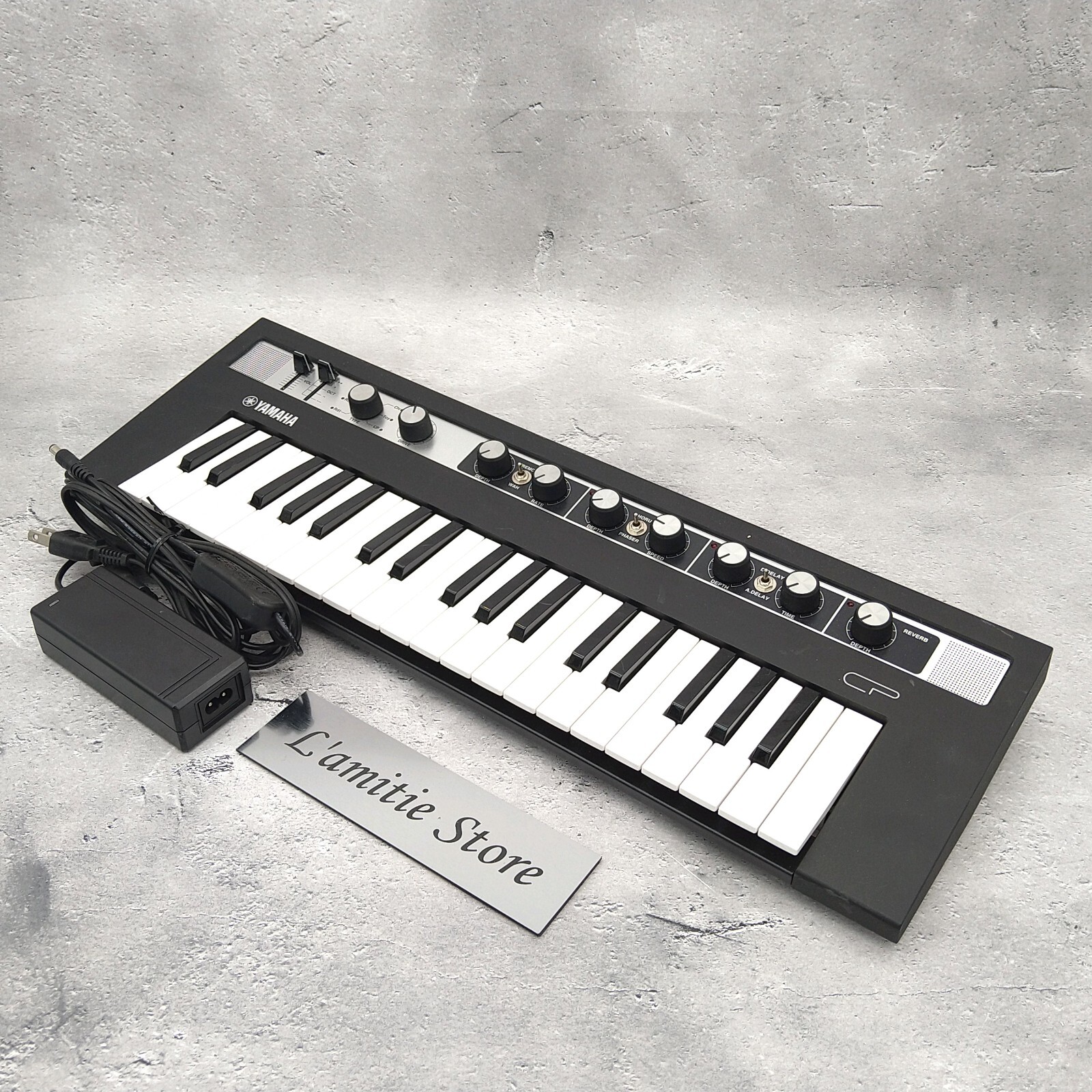 Yamaha Reface CP 37-Key 6-Iconic Stage Spectral Mini Yamaha Reface CP 37-Key 6-Iconic Stage Spectral Mini