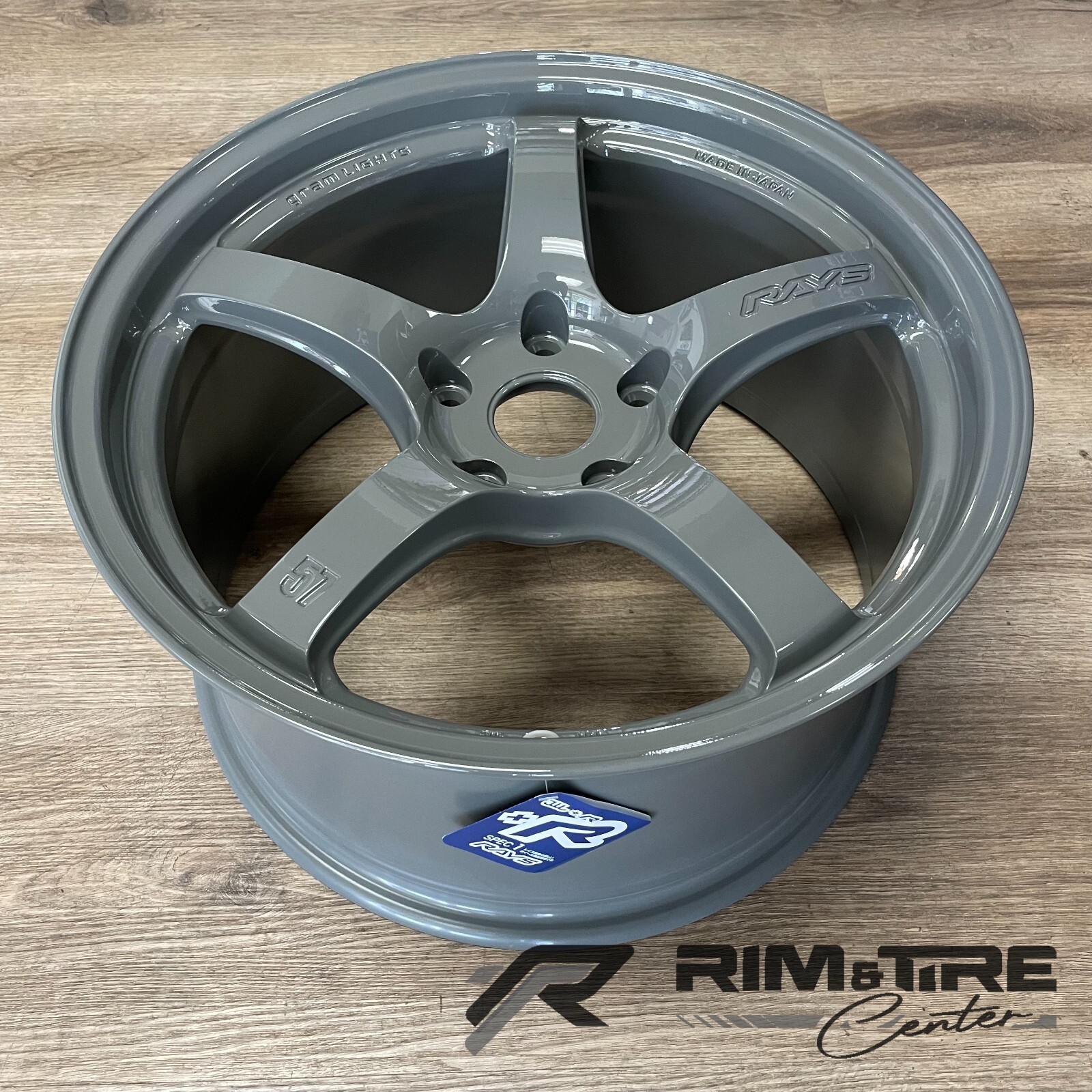 Rays Gram Lights 57CR 18x9.5 +22/18x10.5 +22 5x114.3 Glossy