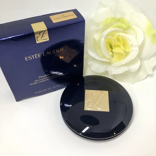 Estée Lauder Double Matte Oil-Control Pressed Powder 02 Light Medium ~ BNIB