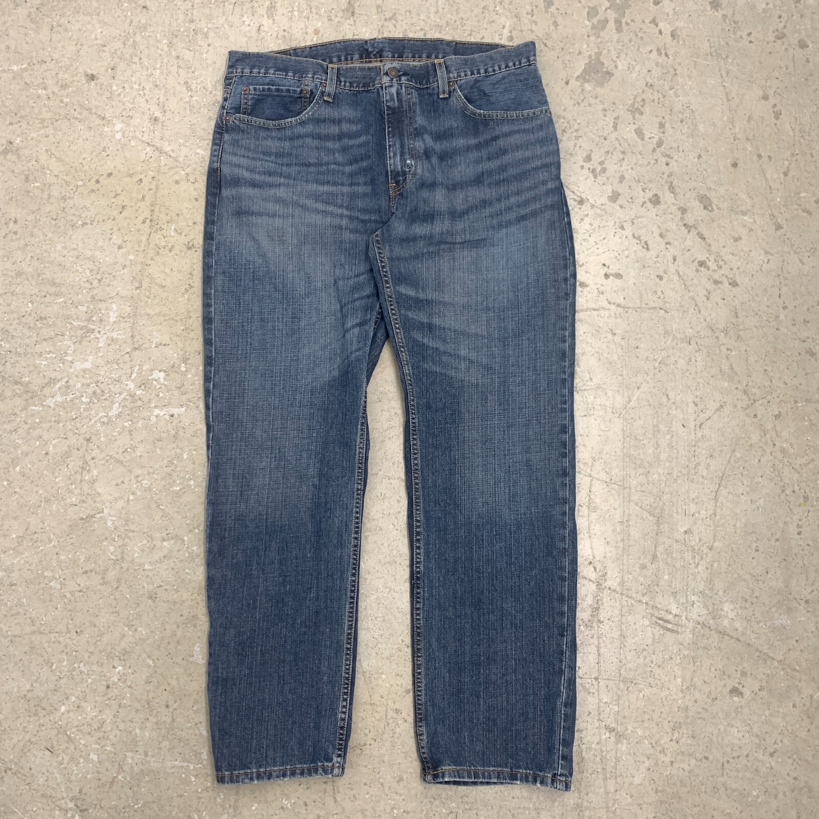 Levis Jeans Mens 38x31 Blue Pants 559 Relaxed Straight Faded Levis Jeans Mens 38x31 Blue Pants 559 Relaxed Straight Faded