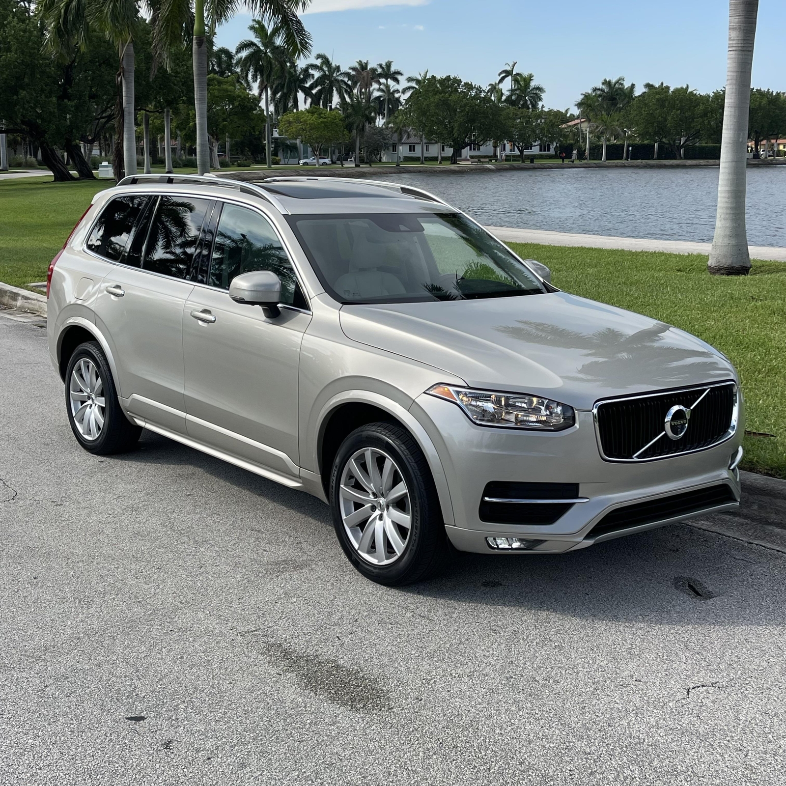 Owner 2016 VOLVO XC90 AWD T6 MOMENTUM LOW 80K MILES CLEAN CARFAX V 70 60 NON SMOKER T5