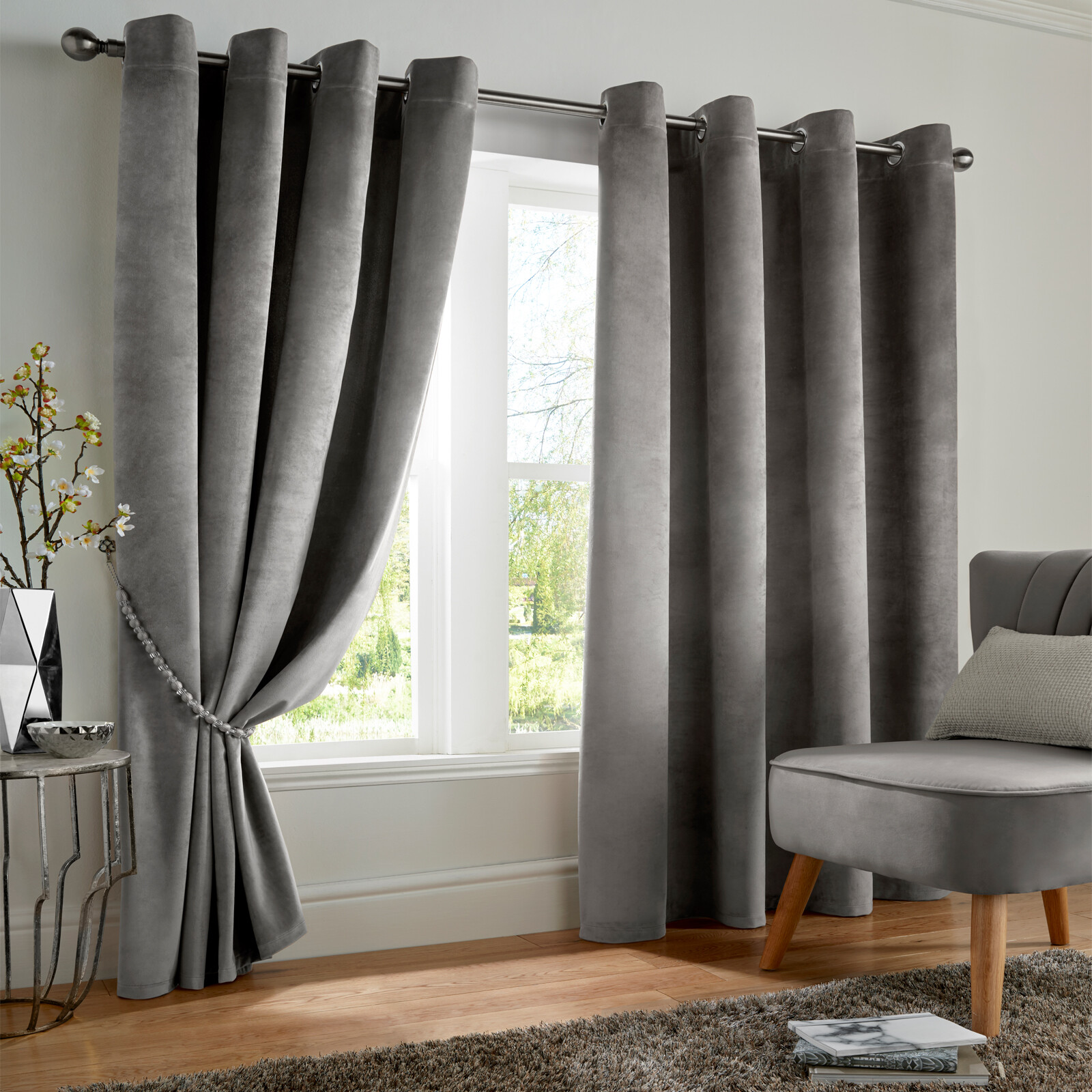 Silver Grey Smooth Velvet Blackout Thermal Lined Eyelet Ring Top Curtains Pair Ebay Silver Grey Smooth Velvet Blackout Thermal Lined Eyelet Ring Top Curtains Pair Ebay