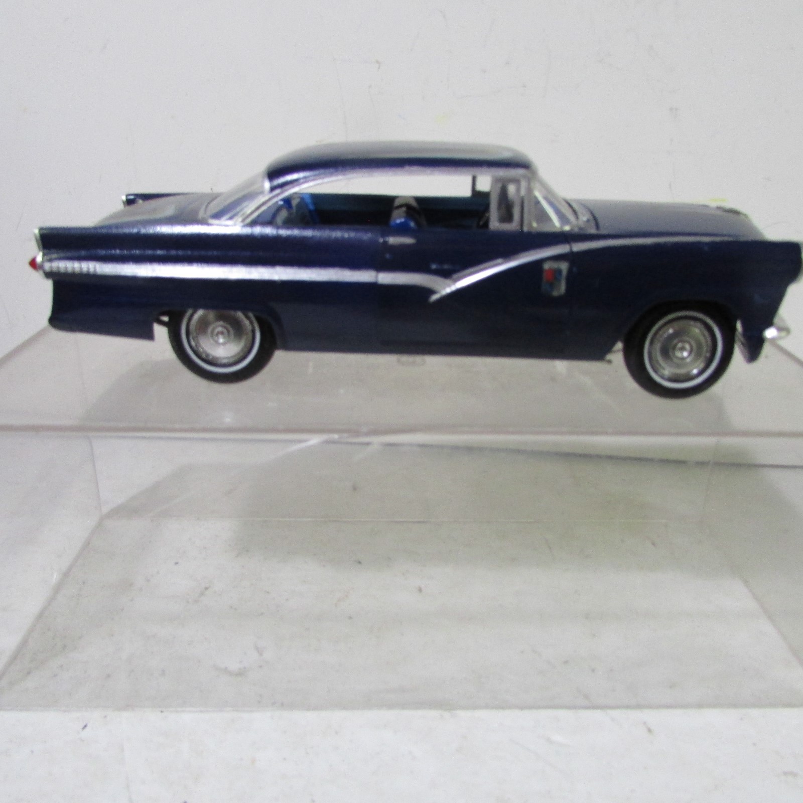 Vintage AMT 1956 Ford Victoria Model Car 2 Door HT GREAT BUILD