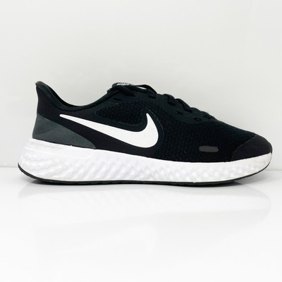 

Nike Boys Revolution 5 BQ5671-003 Черные кроссовки для бега, размер 3,5 года, Черный, Revolution 5