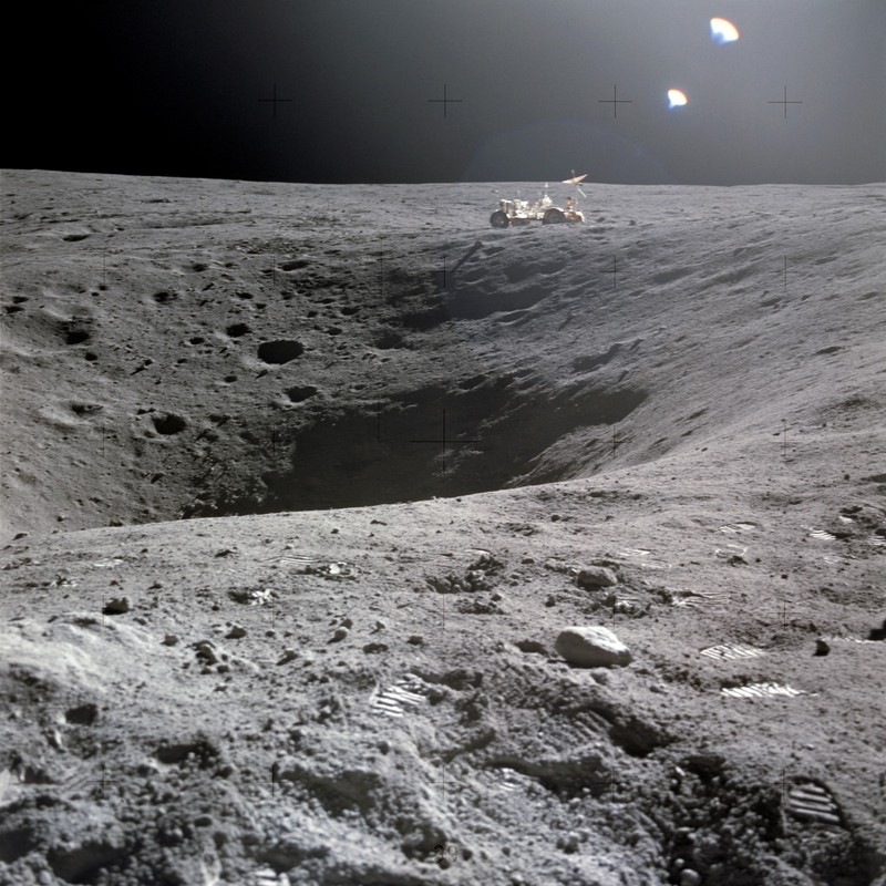 Photo Nasa - Apollo 16 1972 Surface Lunaire Lune CratÃ¨Re VÃ©Hicule