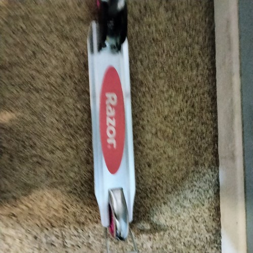 Razor AW Kick Scooter Pink