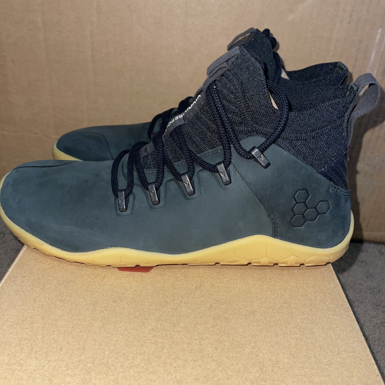 Vivobarefoot Magna FG L size 9: купить 