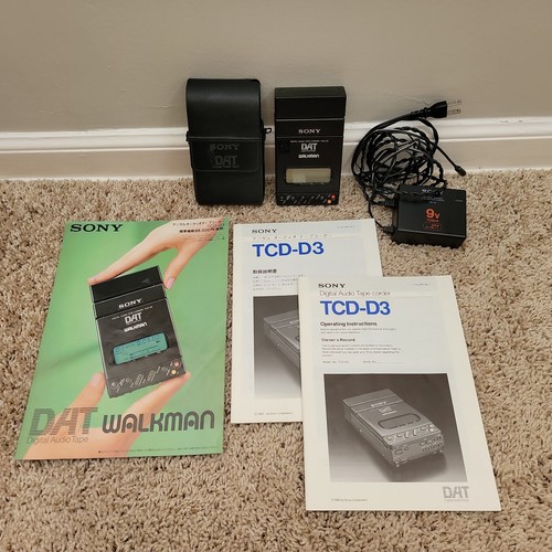 Sony TCD-D3 Digital Audio Tape DAT Recorder/Power Supply Powers On Need Repair