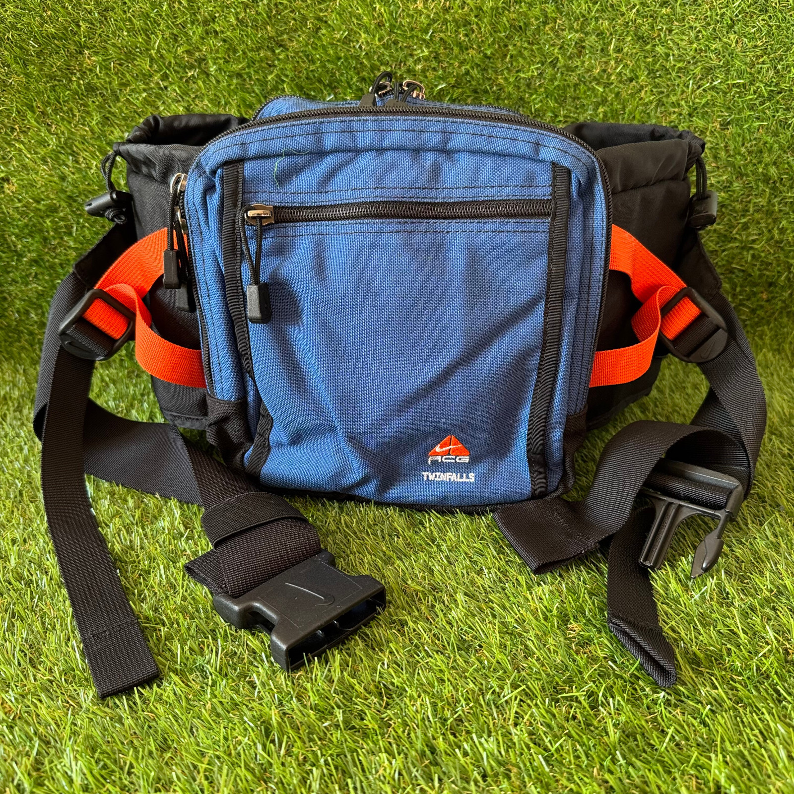 Nike ACG Twinfalls 1990's Fanny Pack Hiking Running Belt