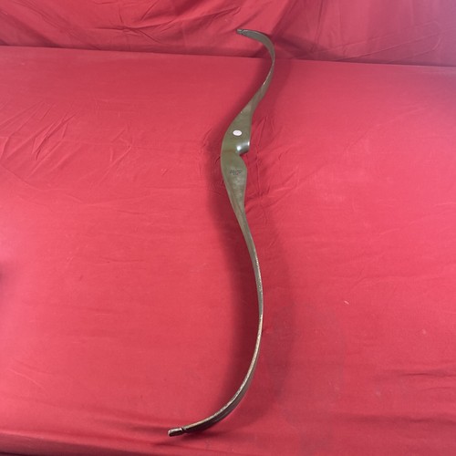 Vintage LH Bear Archery Grizzly Recurve Bow 63# (9R10820) AMO-56”