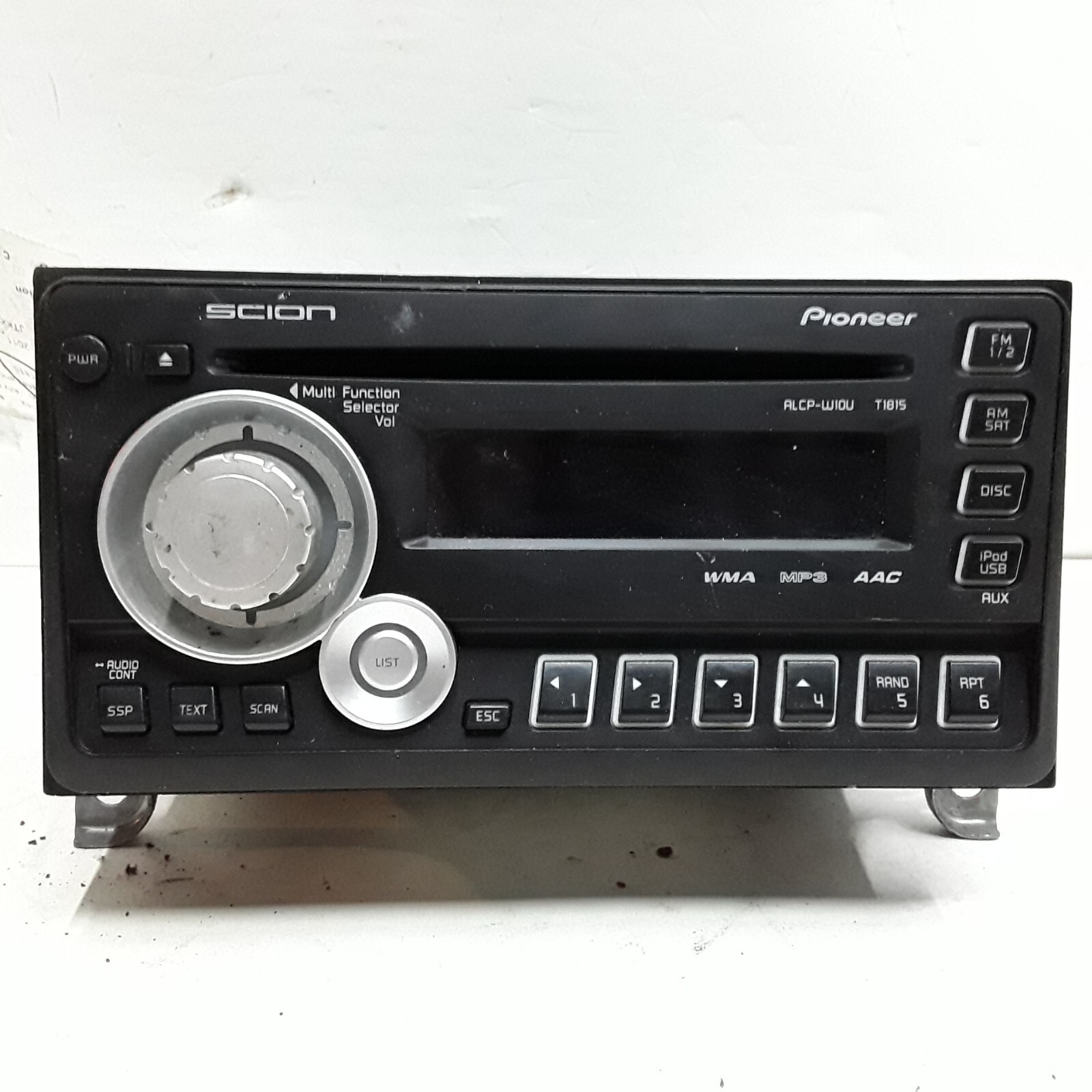 【CD】AION 10 11 12 Scion XD AM FM CD radio receiver T1815 OEM PT546