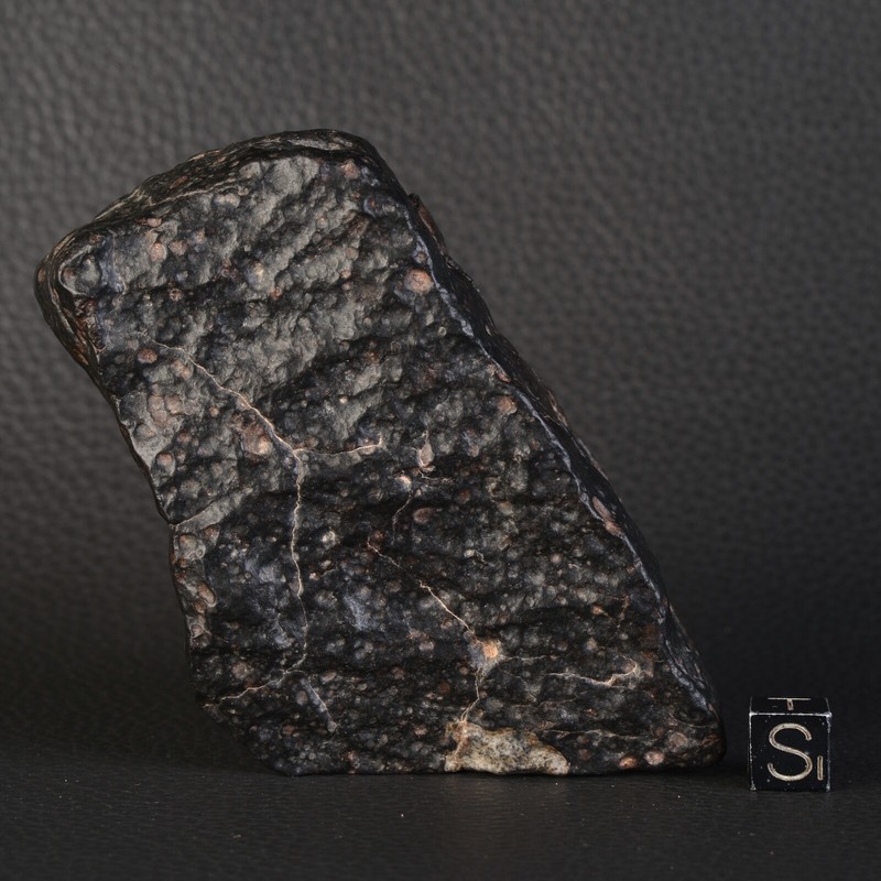 Top MÃ©TÃ©Orite Nwa 16387 De 370,35 G Chondrite CarbonÃ©E Type Ck3 - Main Mass.