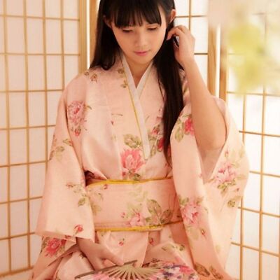着物・浴衣 treat urself Treat vintage lace Yukata 昨年販売させていただいた浴衣3型のうち、﻿ 刺繍と椿の浴衣のみ