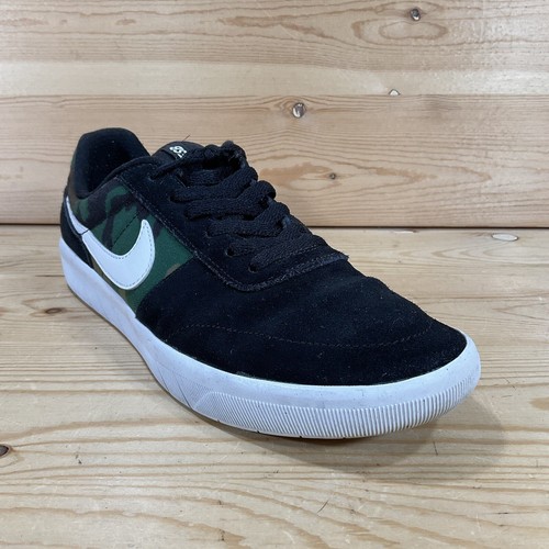 Nike sb team classic parachute beige camo hotsell
