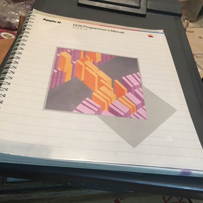 Vintage Apple II DOS Programmer's Manual for II II+ IIe Estate Find