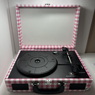Innovative Technology ITVS-550 3-Speed Turntable Record Player