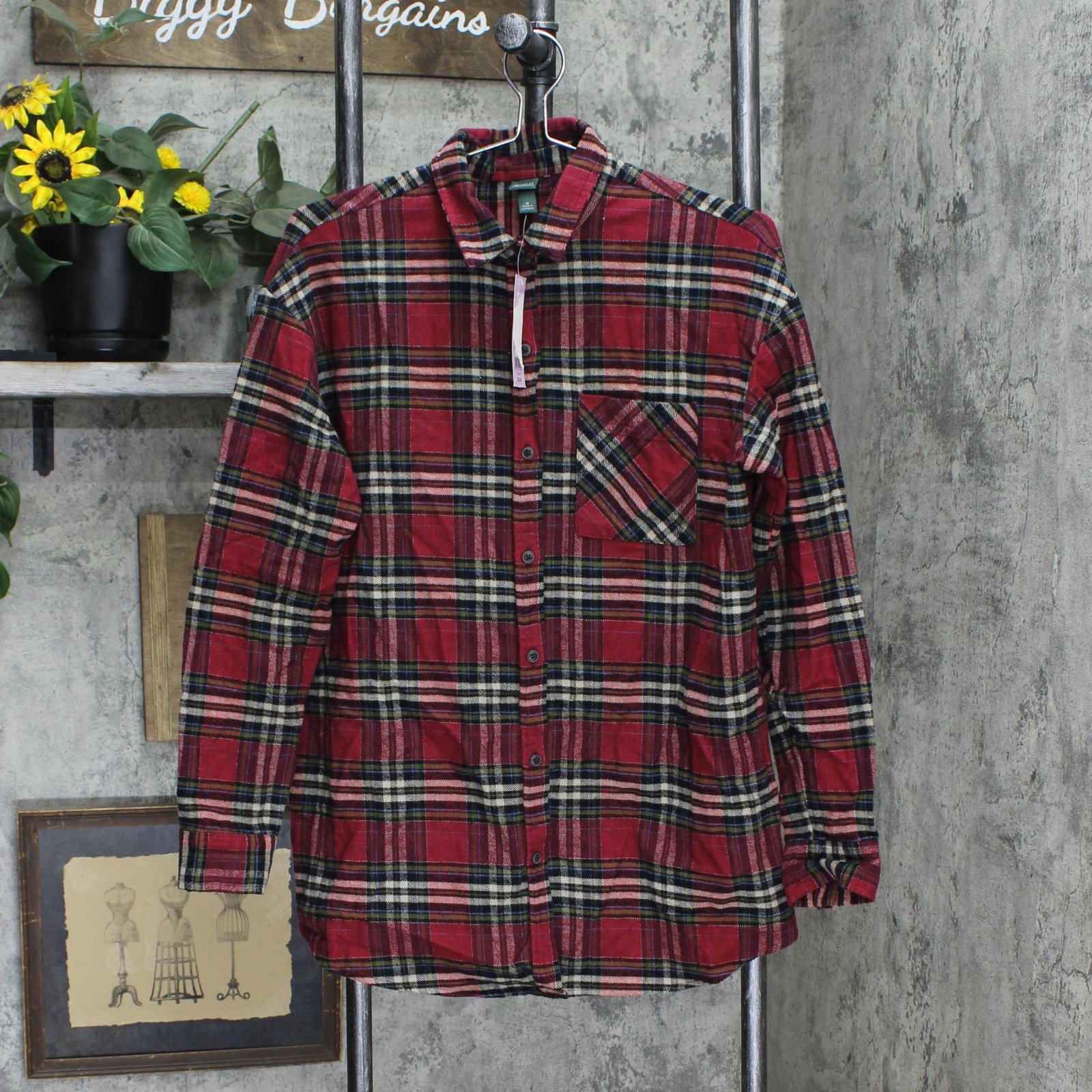 wild Fable Women's Plaid Long Sleeve Button-Down Heavy Weight Flannel Shirt M