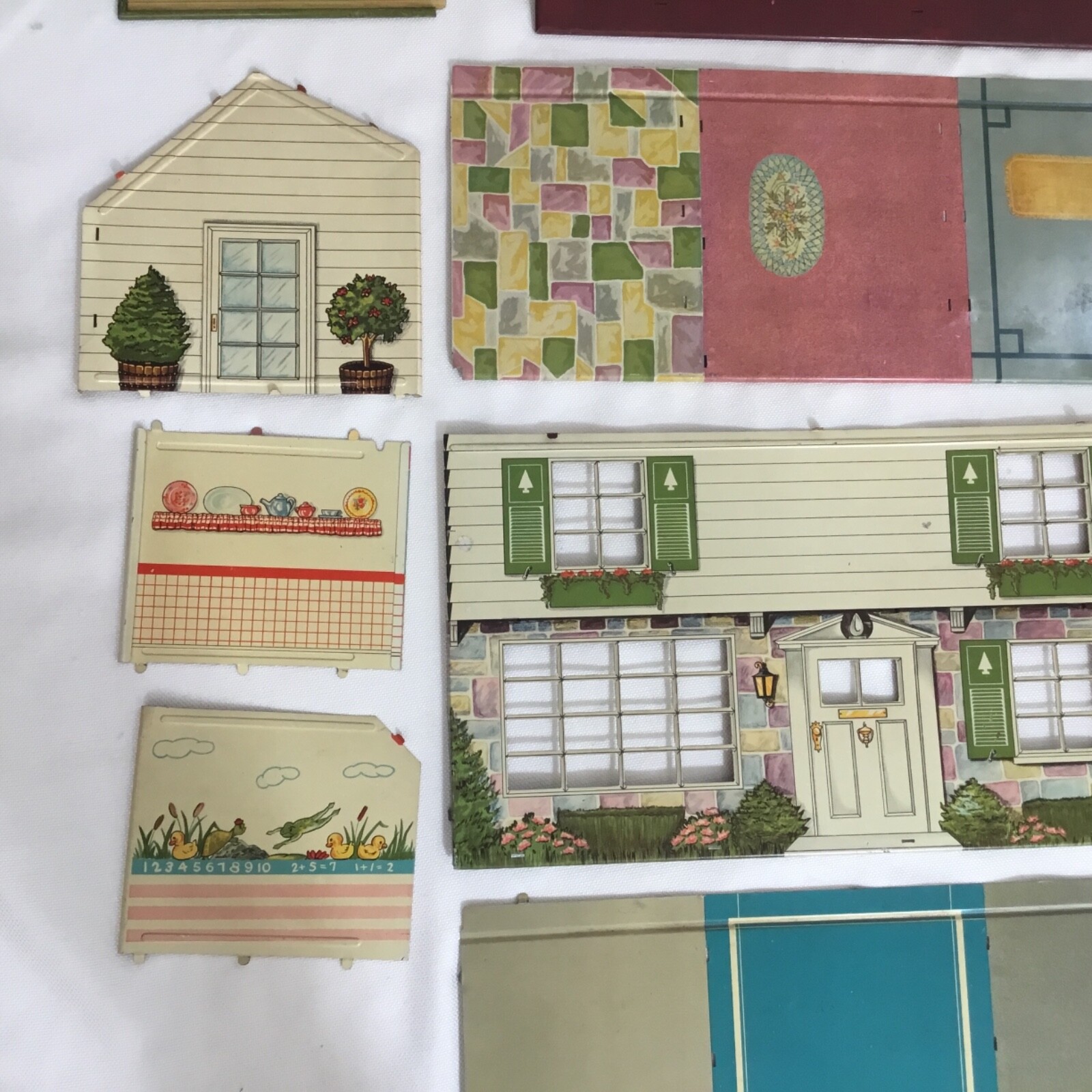 VINTAGE MARX 1950'S SUBURBAN COLONIAL DOLL HOUSE WITH BOX