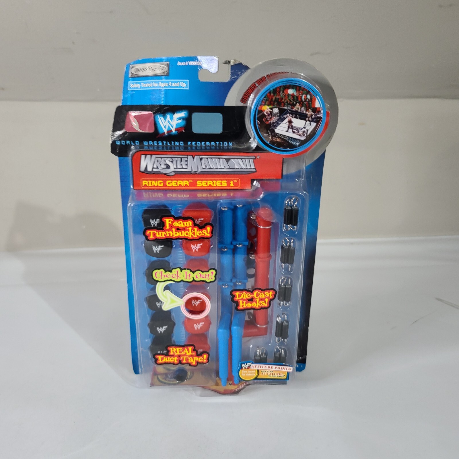 WWE ジャックス製　オフィシャルスケールリング　ステップ付 Amazon.com: Mattel WWE Knuckle Crunchers Rebound Ring
