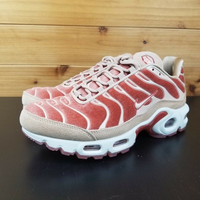 nike air max plus dusty peach