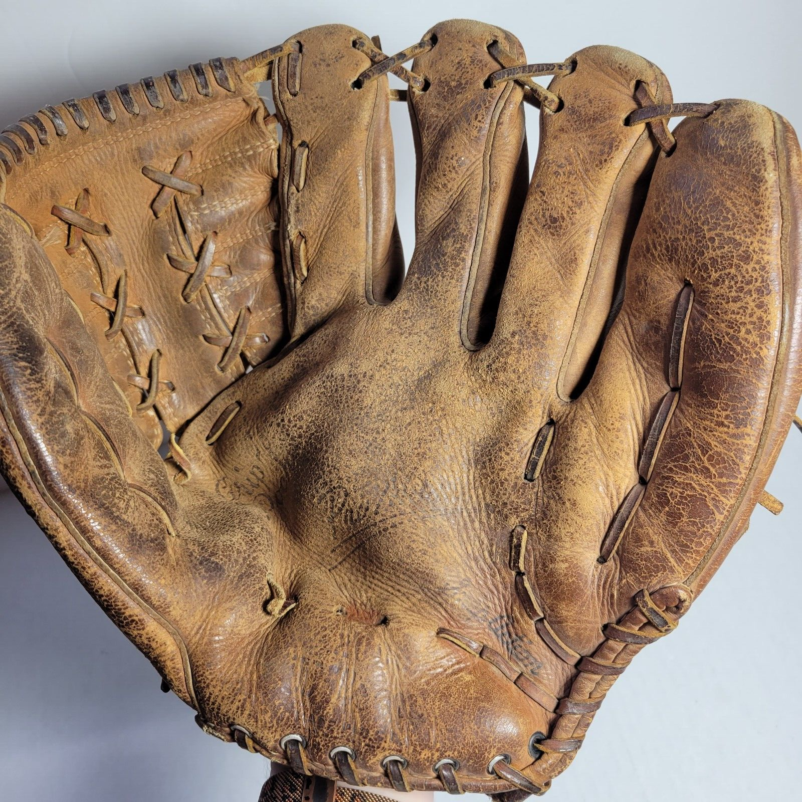 Amazon | Wilson Fall 2024 A2000® 1750 12.5インチ 外野 野球