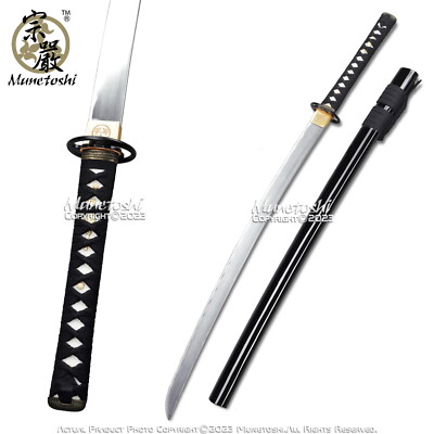 Chiroyli ayol eshagiga soglom sikni tiqdi.